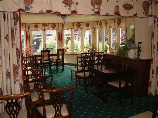 West Lodge Hotel Aylesbury  Buitenkant foto